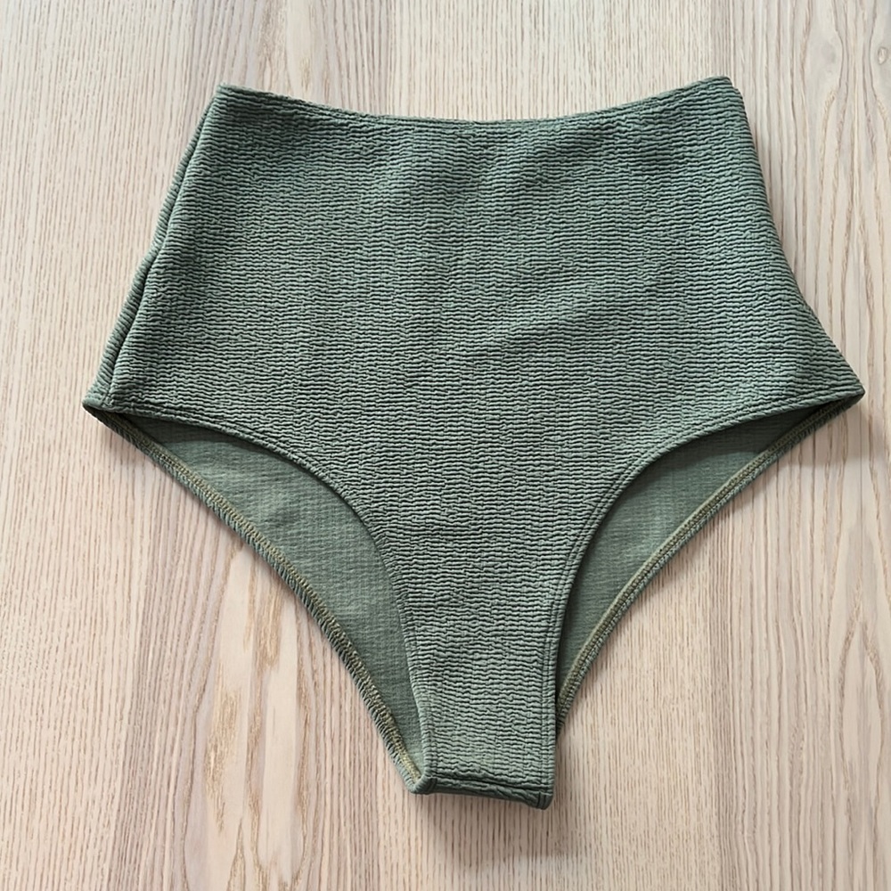 Mikoh Lami Bottoms